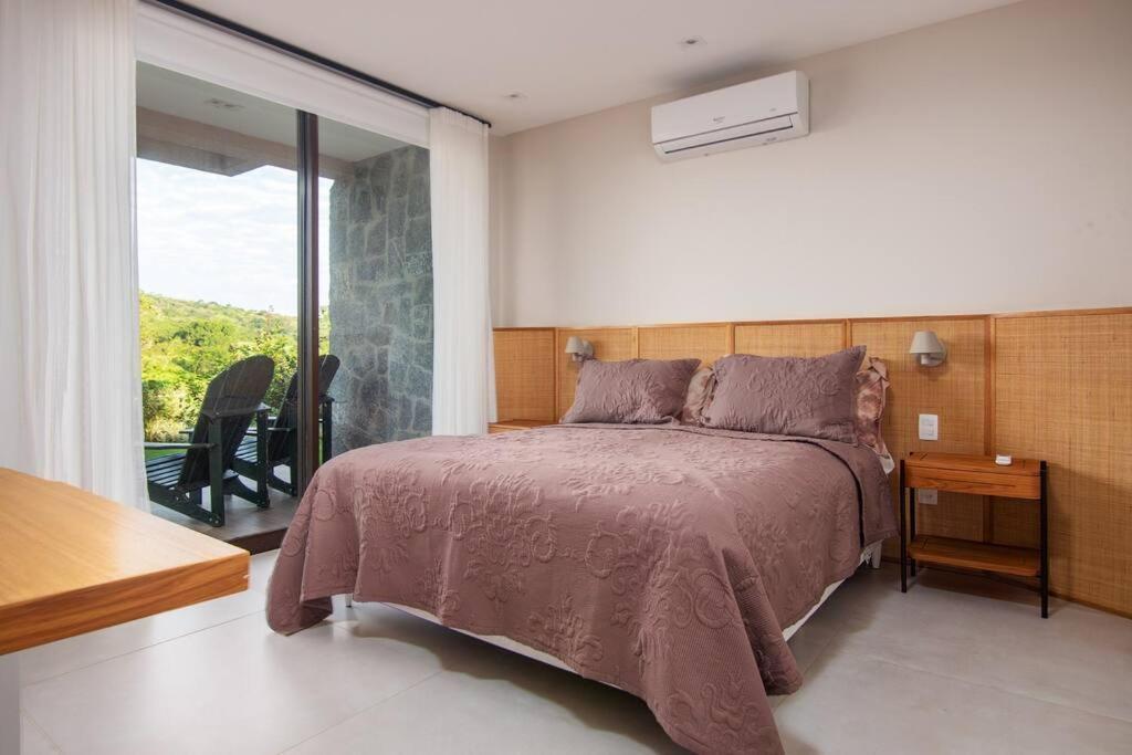 Vista Deslumbrante, 4 Suites, Piscina, Prox Golfe Búzios