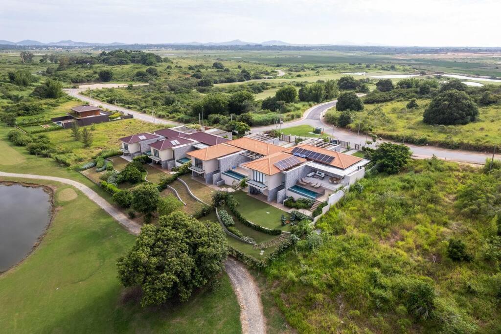 Vista Deslumbrante, 4 Suites, Piscina, Prox Golfe Casa de férias *