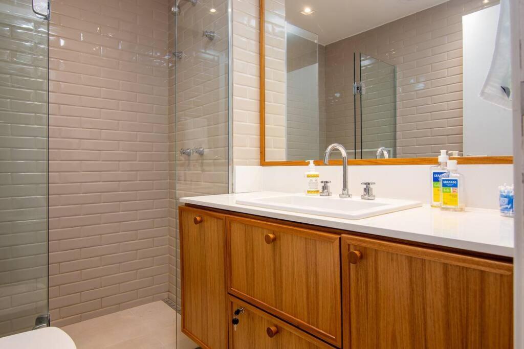 Vista Deslumbrante, 4 Suites, Piscina, Prox Golfe Búzios