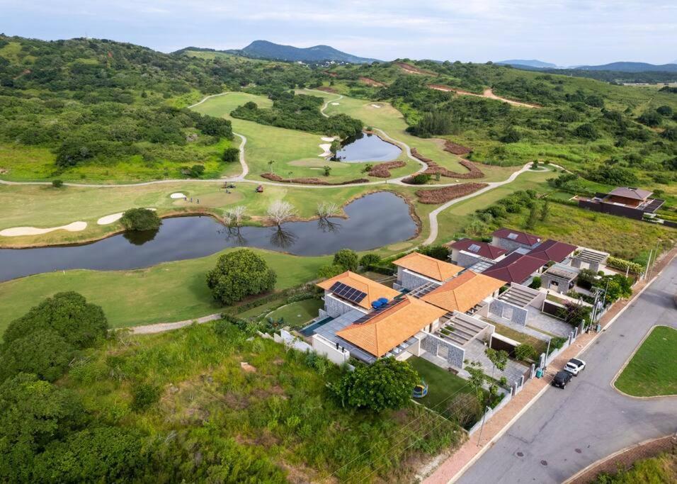 Vista Deslumbrante, 4 Suites, Piscina, Prox Golfe *