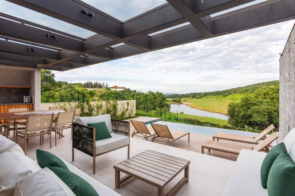 Vista Deslumbrante, 4 Suites, Piscina, Prox Golfe Casa de férias *